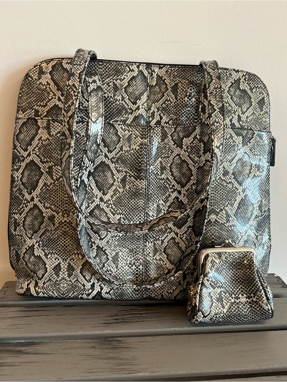 Buxton Faux Snakeskin Briefcase/Tote W/ Matching Clasp Closure Coin Purse EUC